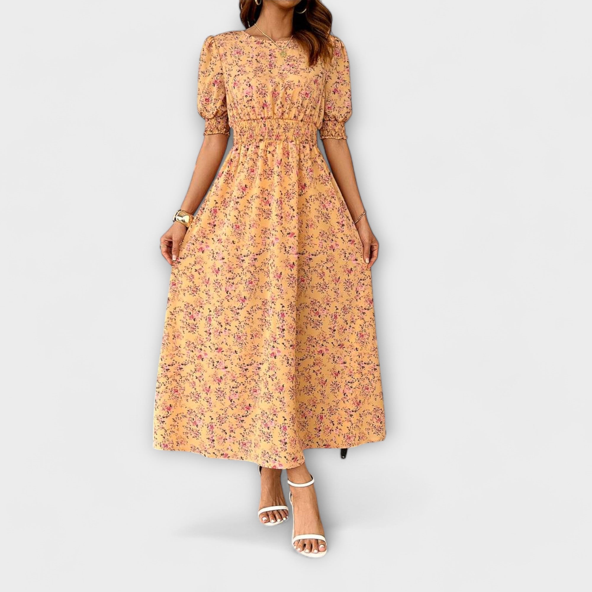 Amelia – Vestido com Decote Redondo e Padrão Floral