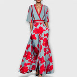 Isabela - Vestido elegante com motivos florais
